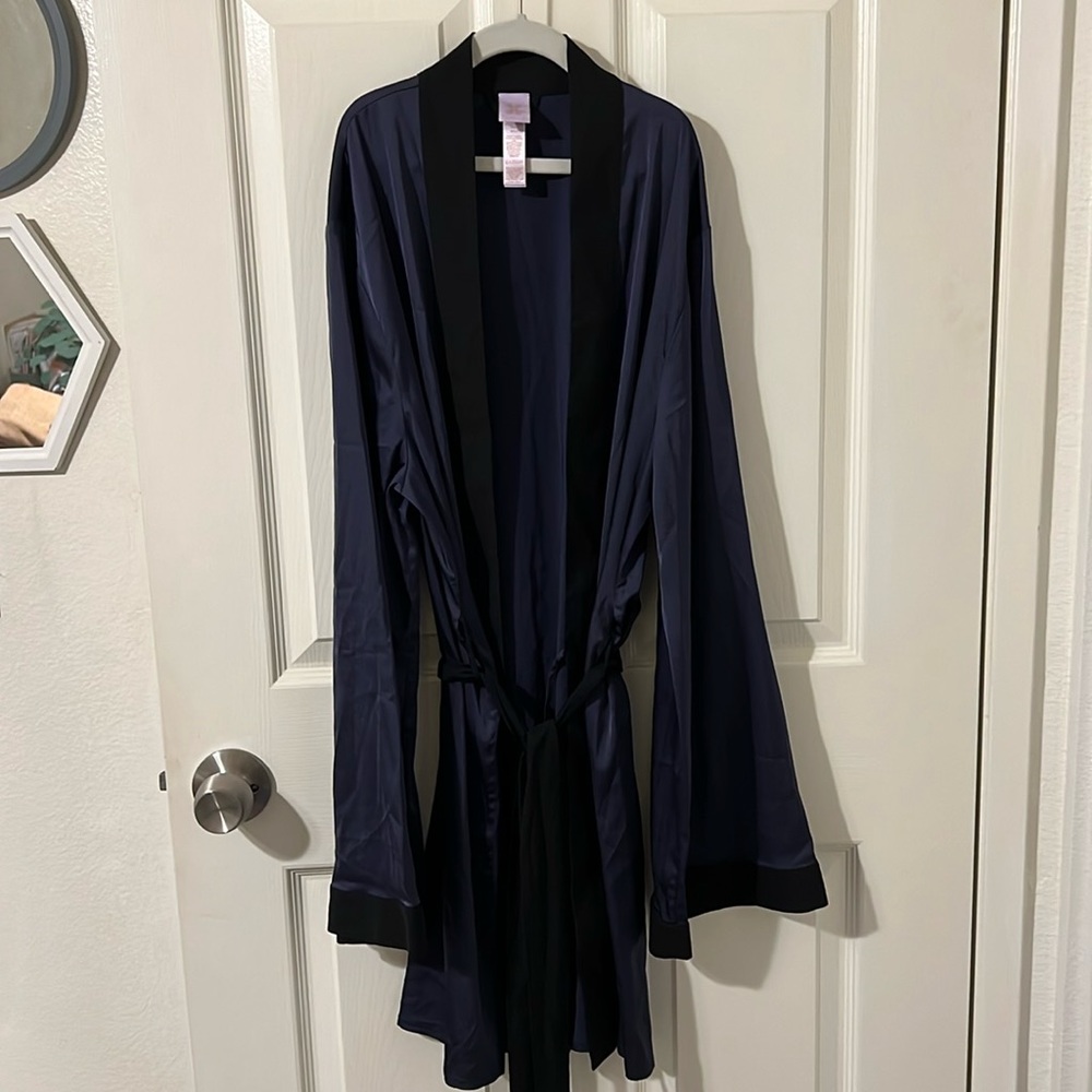 Savage X Fenty robe